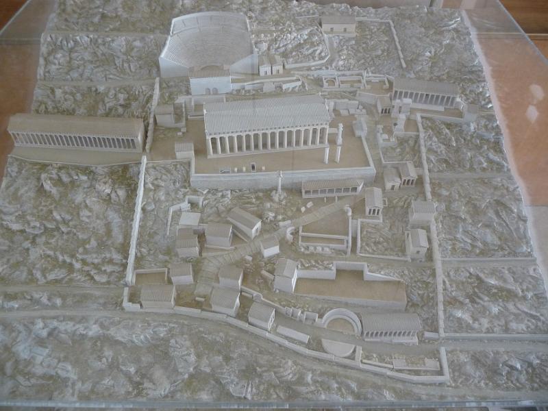 P1000567.JPG -   Modell der antiken Stadt  