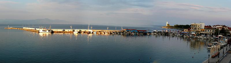 P1000362-4.JPG -   Panorama vom Hafen Githio    JAVA/Flash   QuickTime  